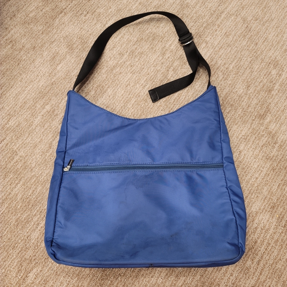 CoLab Large Weekender Bag - Picture 7 of 10